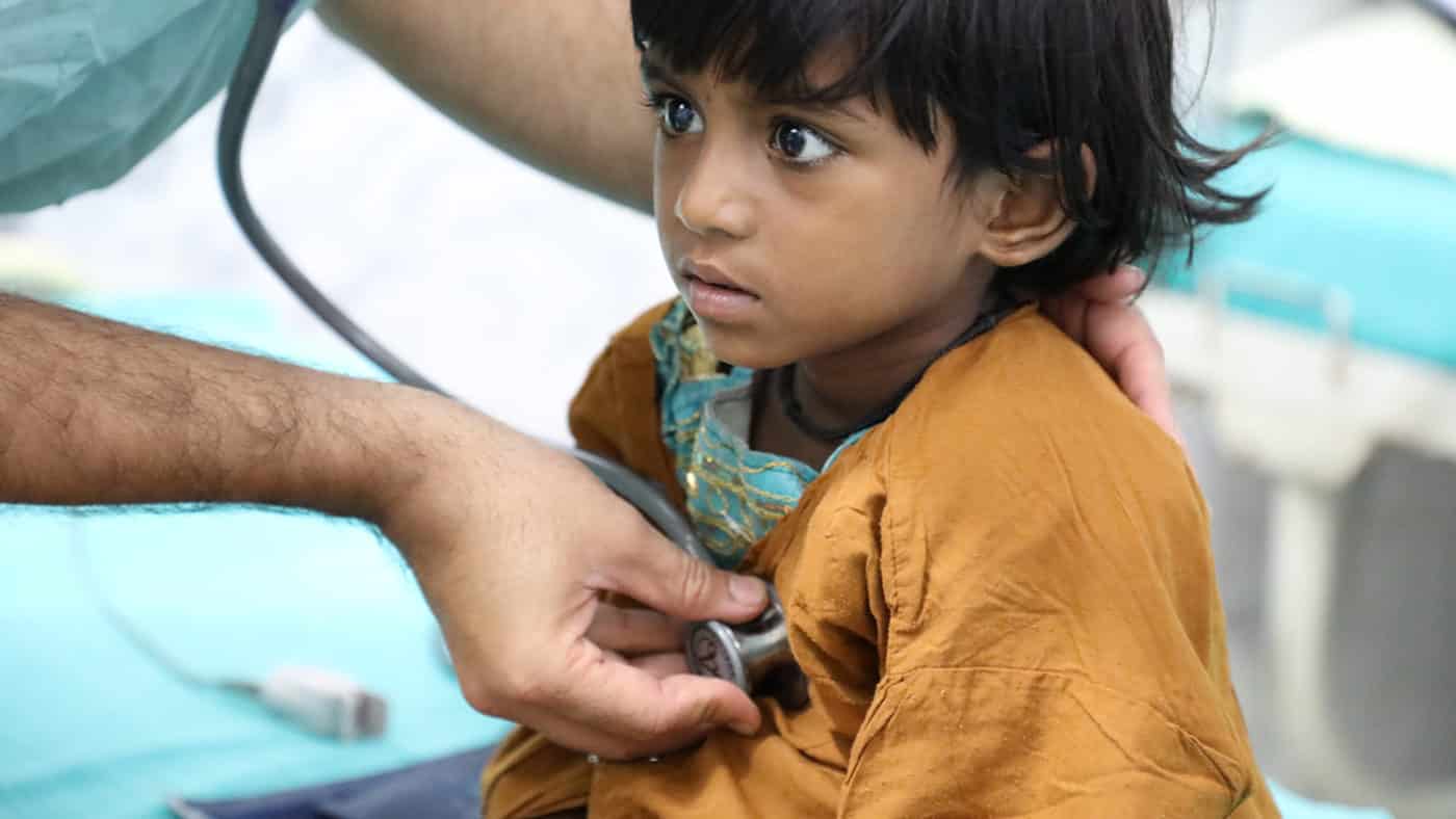 A young girl getting her medical examination done before cataract surgery