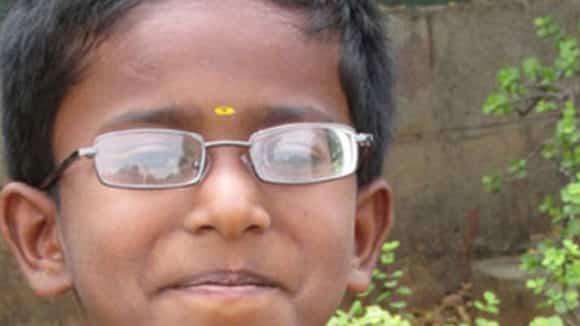 Venkatesh overcomes refractive error